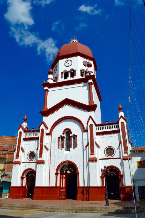 Hotel La Roca San Rafael 外观 照片